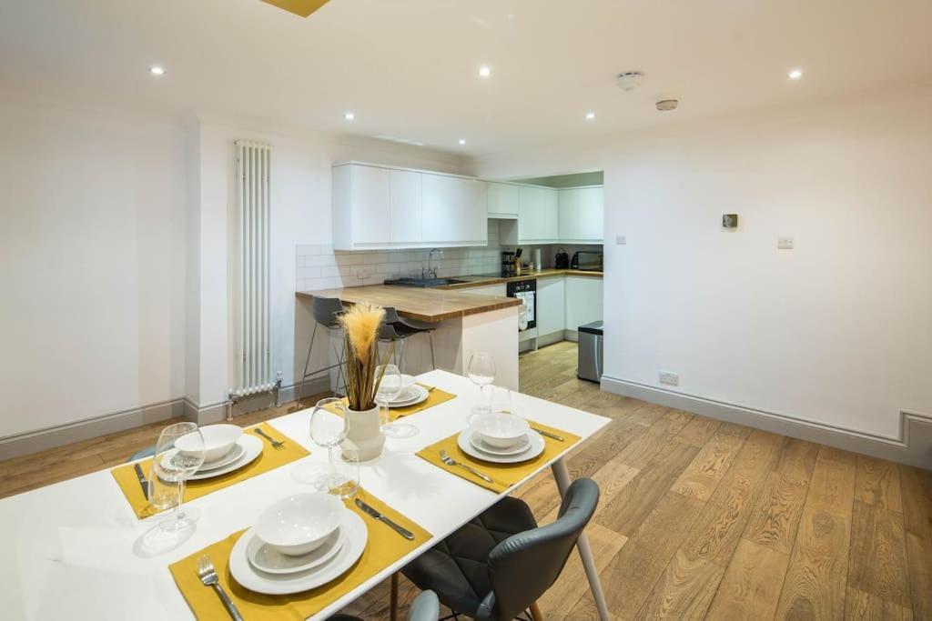 Apartment Superb Retreat Central Next Tube
