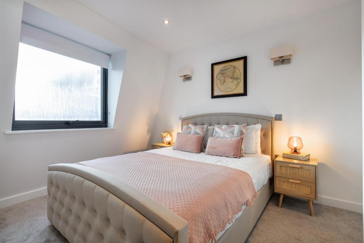 Farringdon/st Pancras Penthouse Apartment