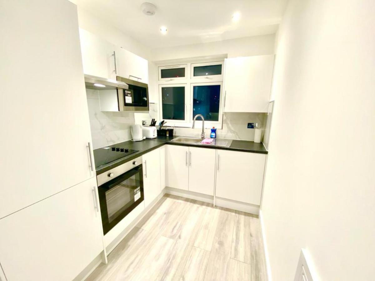 Lovely One Bed In Appartement *