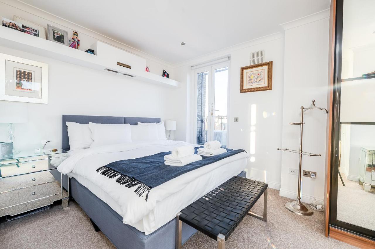 Apartment Bright Belgravia By Underthedoormat *