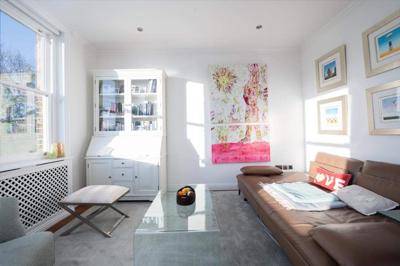 Apartment Bright Belgravia By Underthedoormat *
