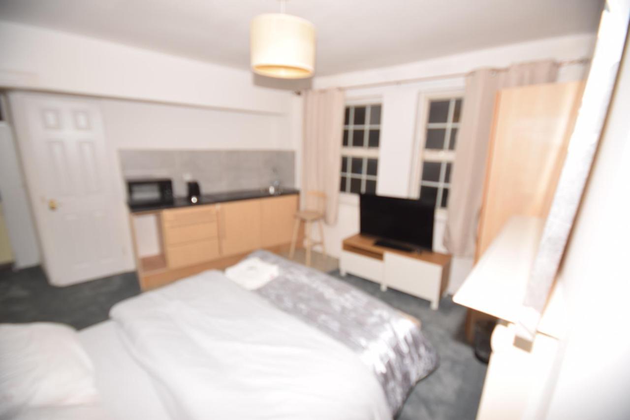 Lordship Aparthotel *