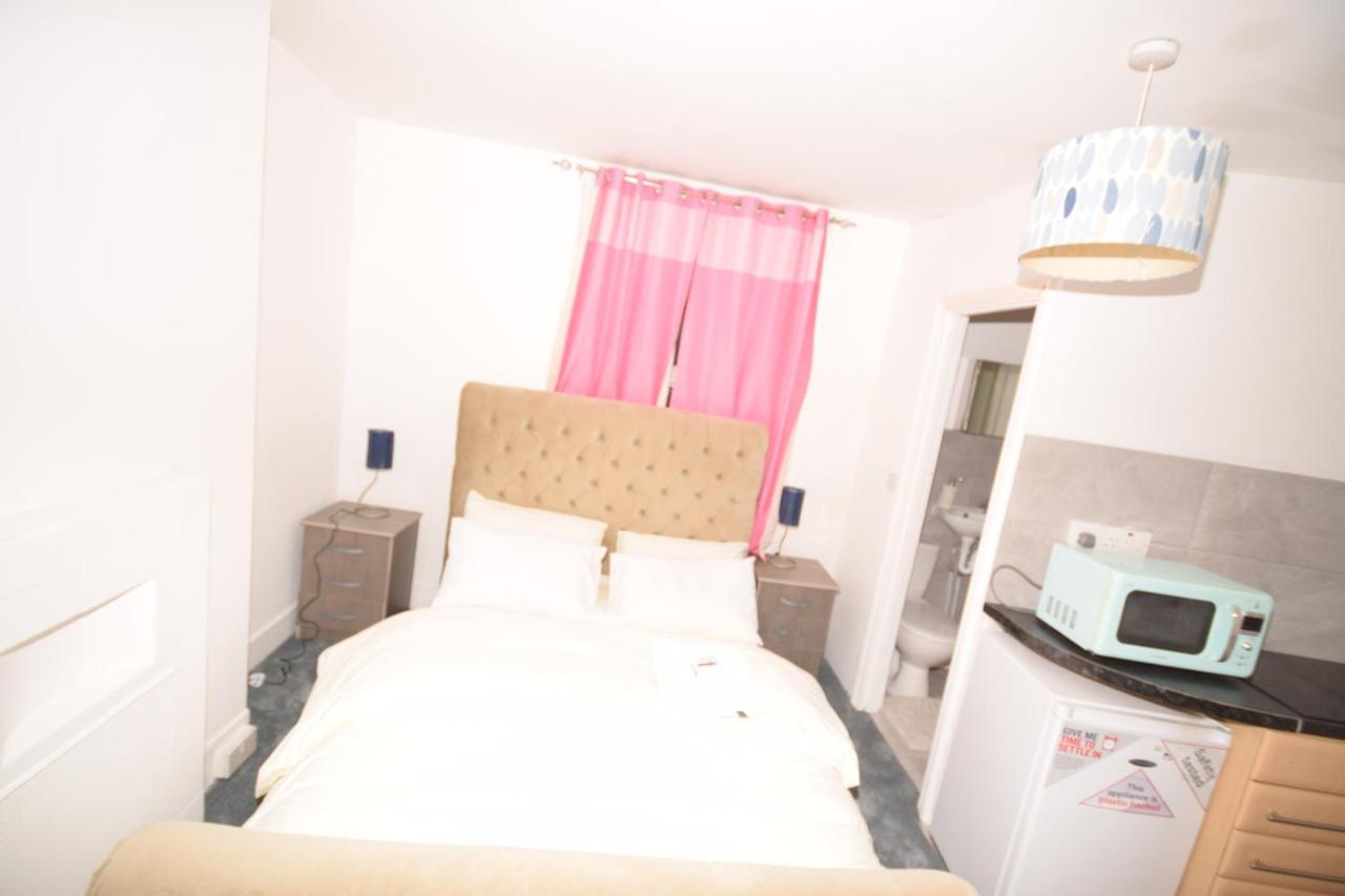 Lordship Aparthotel *