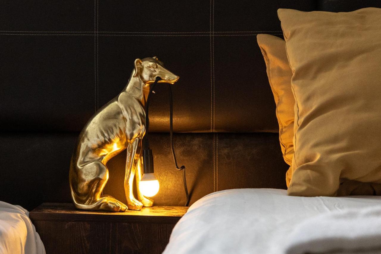London - 4 Bed - Sleeps 8 - Garden - Pet Friendly Ferienhaus London