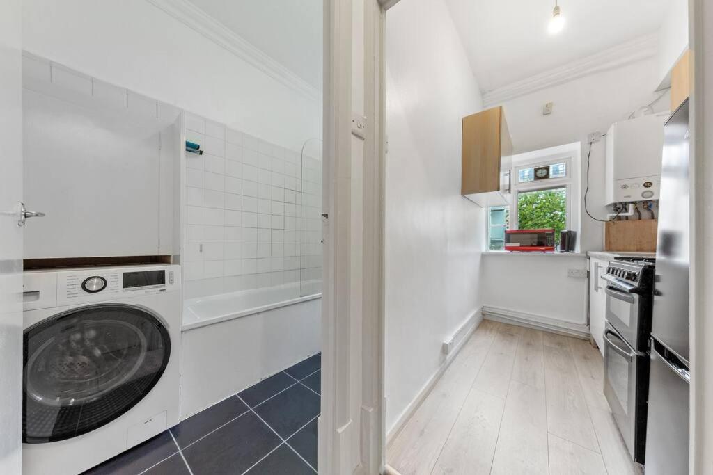 Luxury Sleep 4 Near Hyde Park Ed1 Londen
