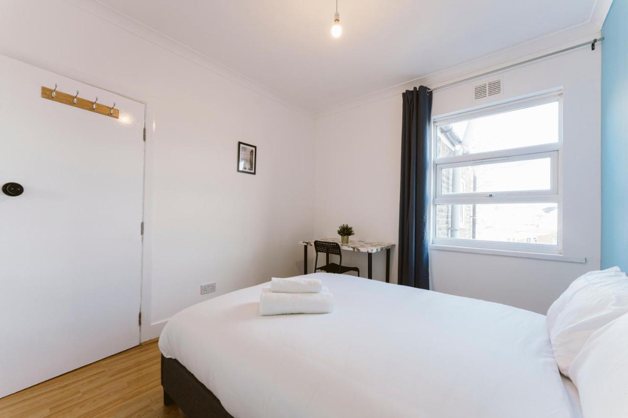Guest house Stratford Cosy - 37 *
