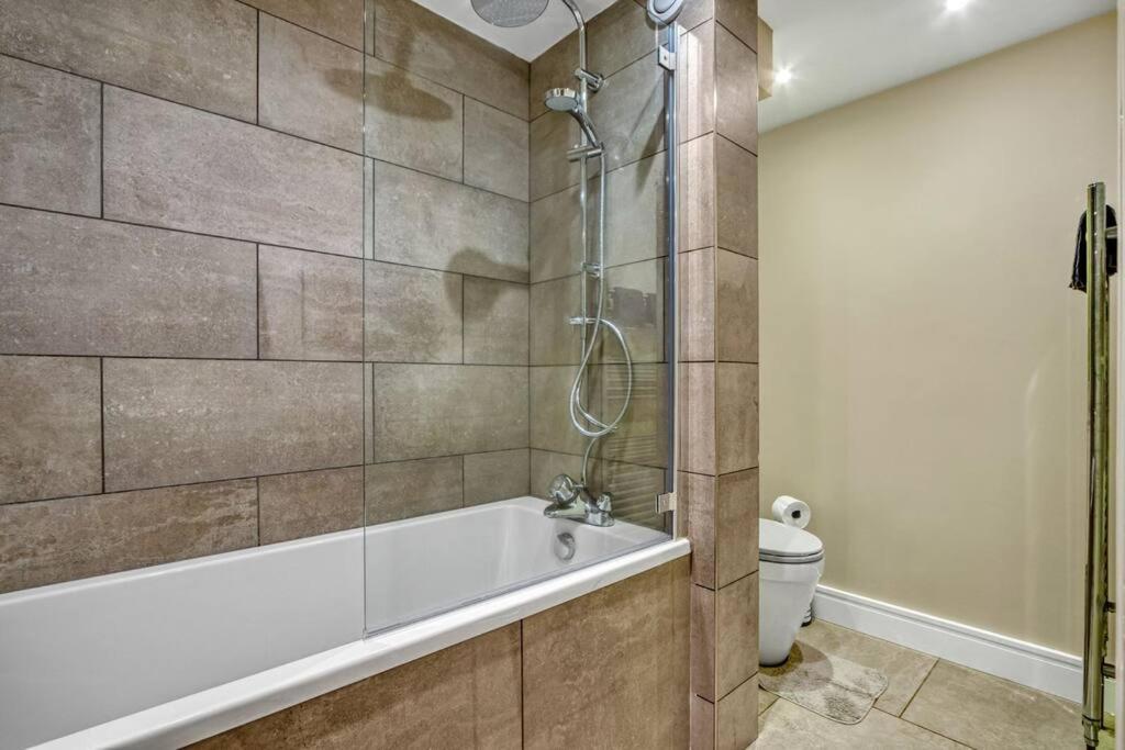 Tranquil 2 Bedroom In Southwark- Zone 1 Appartement *