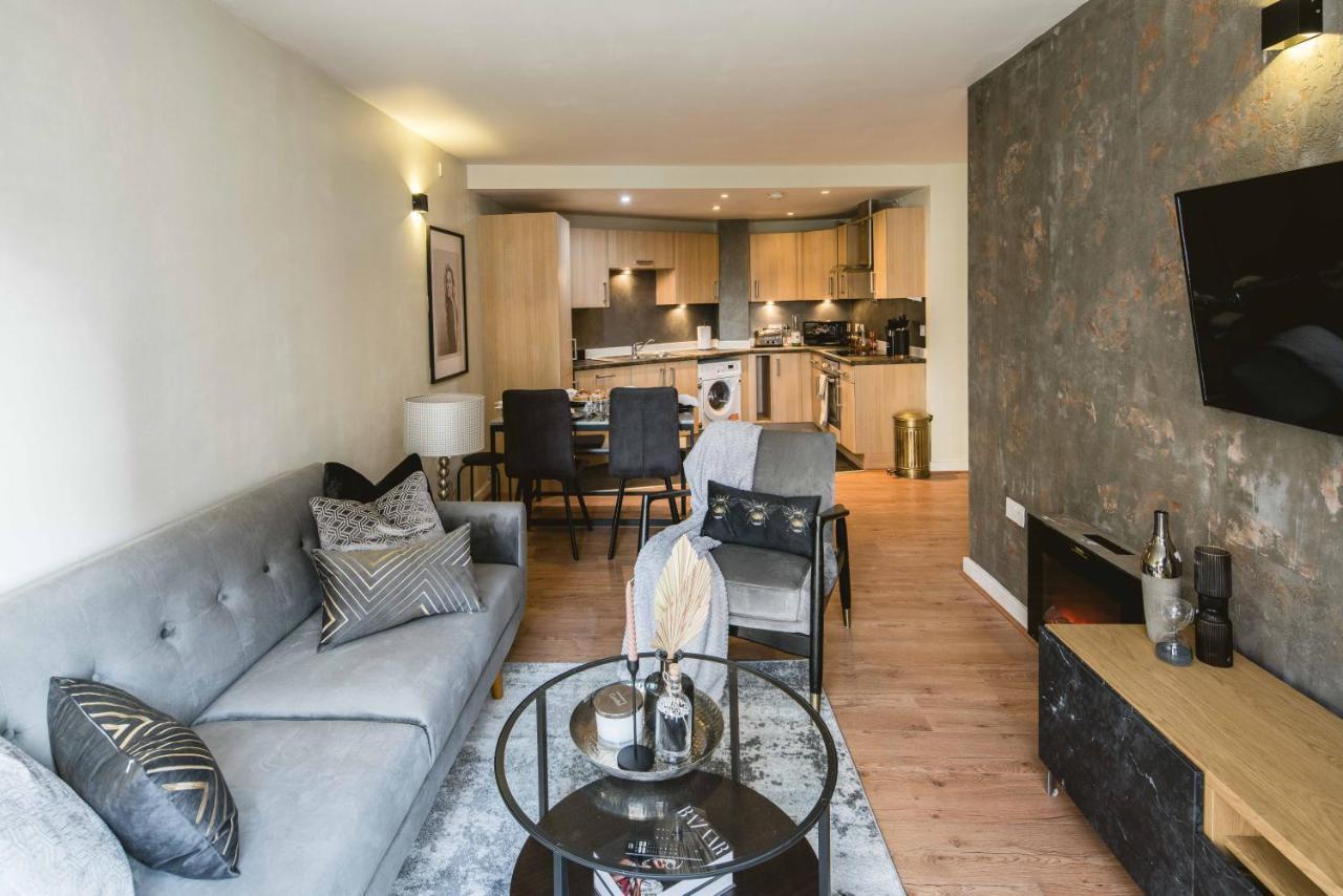 Canary Wharf 2-bed Luxury Haven Apartment London