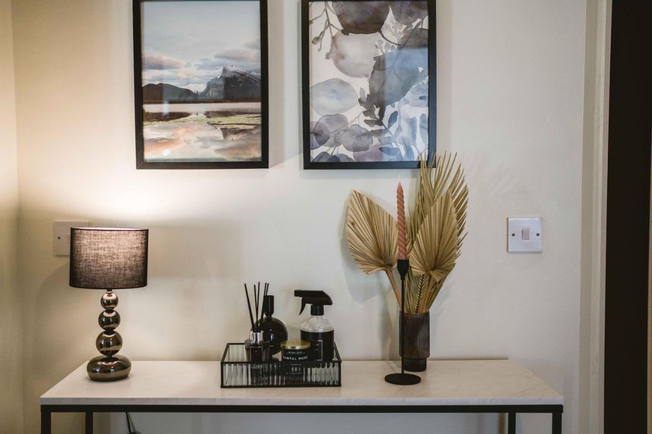 Apartment Canary Wharf 2-bed Luxury Haven London
