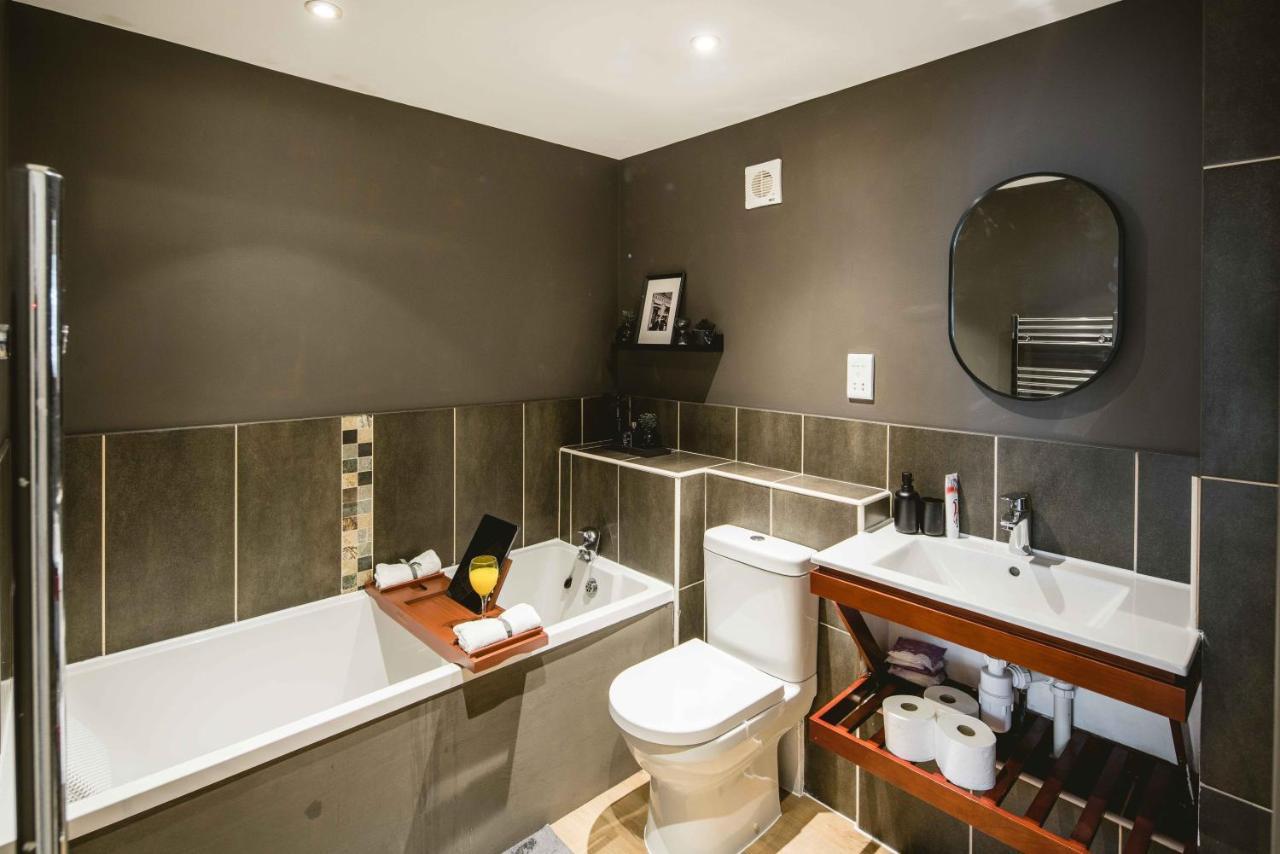 Canary Wharf 2-bed Luxury Haven Apartment
