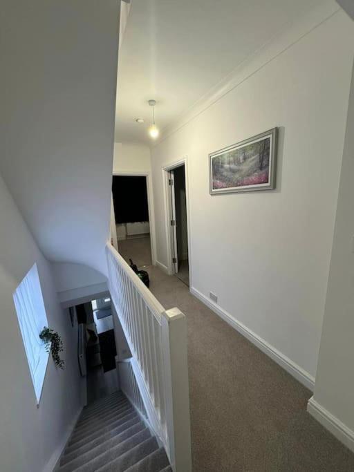 Modern 5 Bed Near Excel -big Ben Ferienhaus London