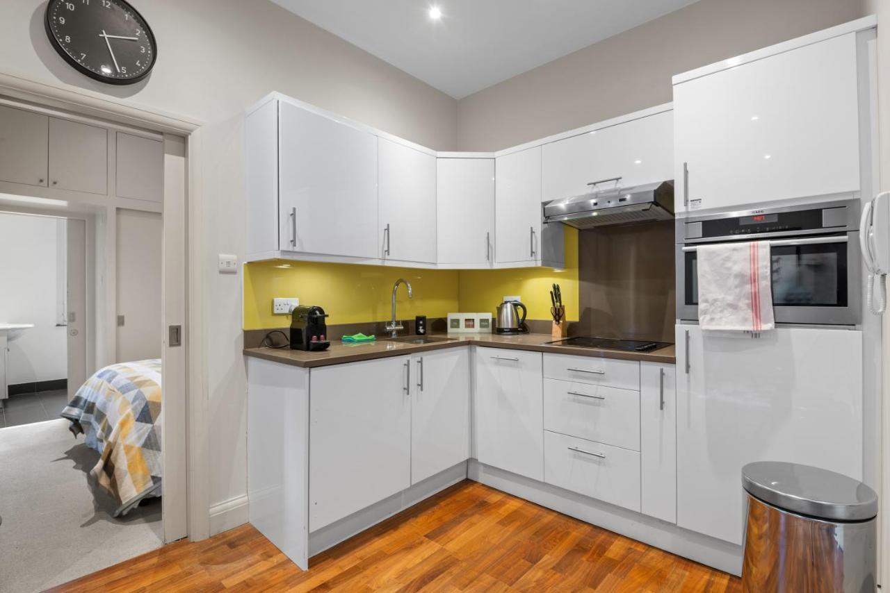 Apartment Notting Hill: Stylish 1br With Terrace - London