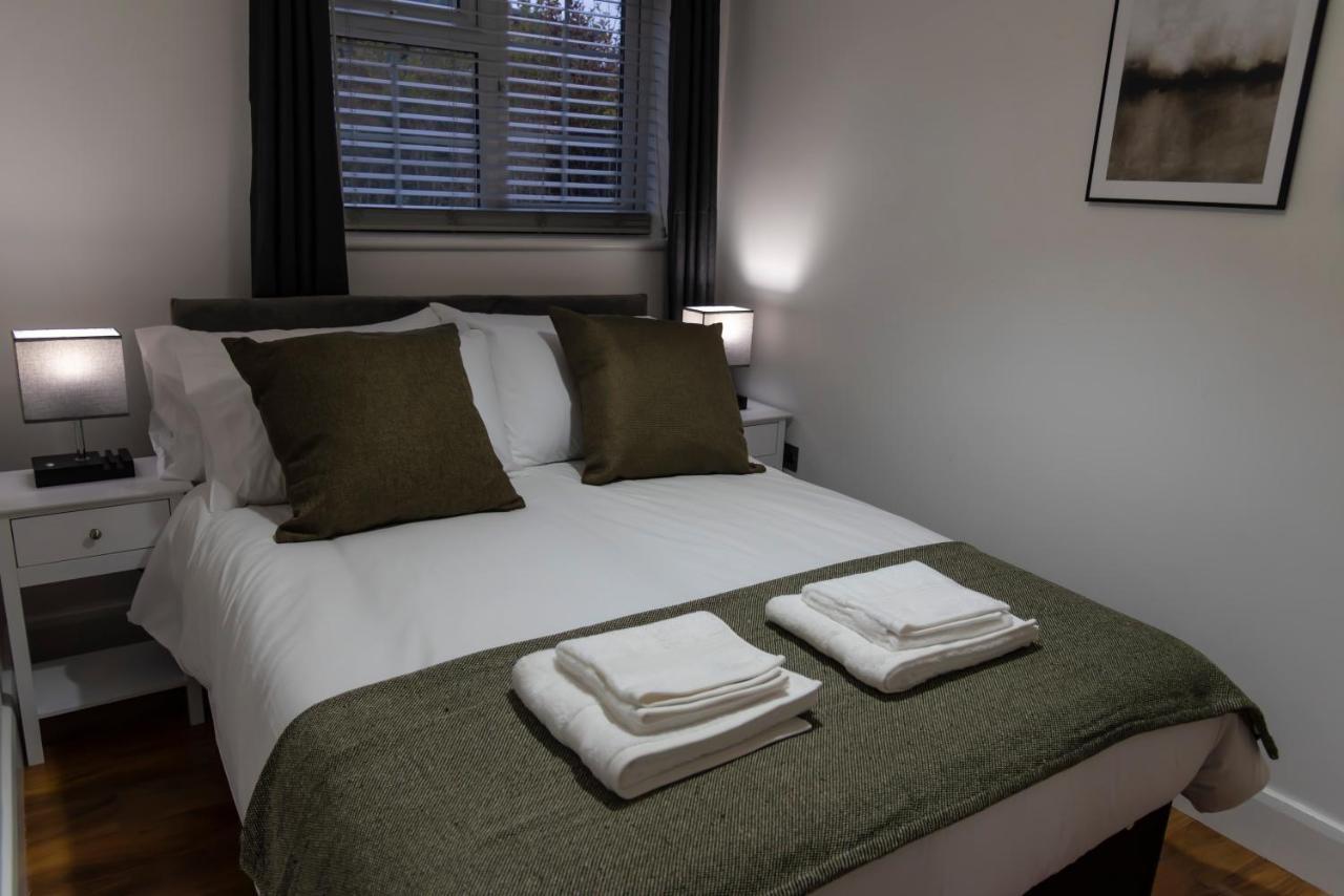 Open Plan Living I Extended Stays I Free Parking