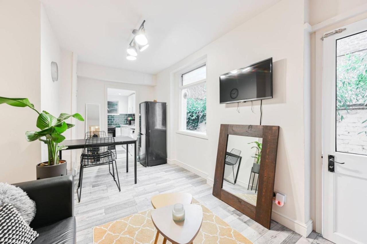 Stylish 2 Bed Garden Flat In Zone 1 Central Apartment