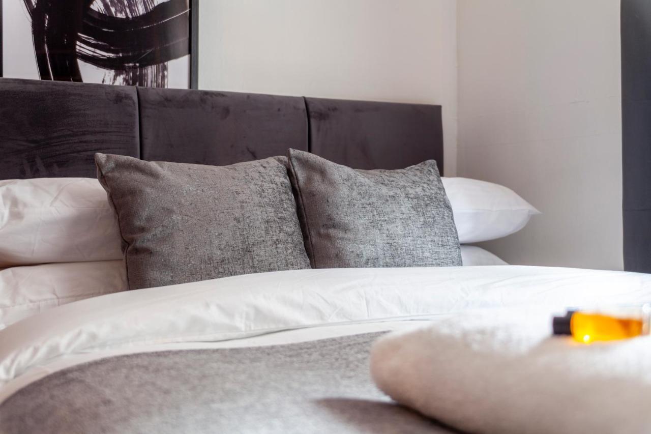 Stunning 3 Bed House With Private Garden, Woolwich