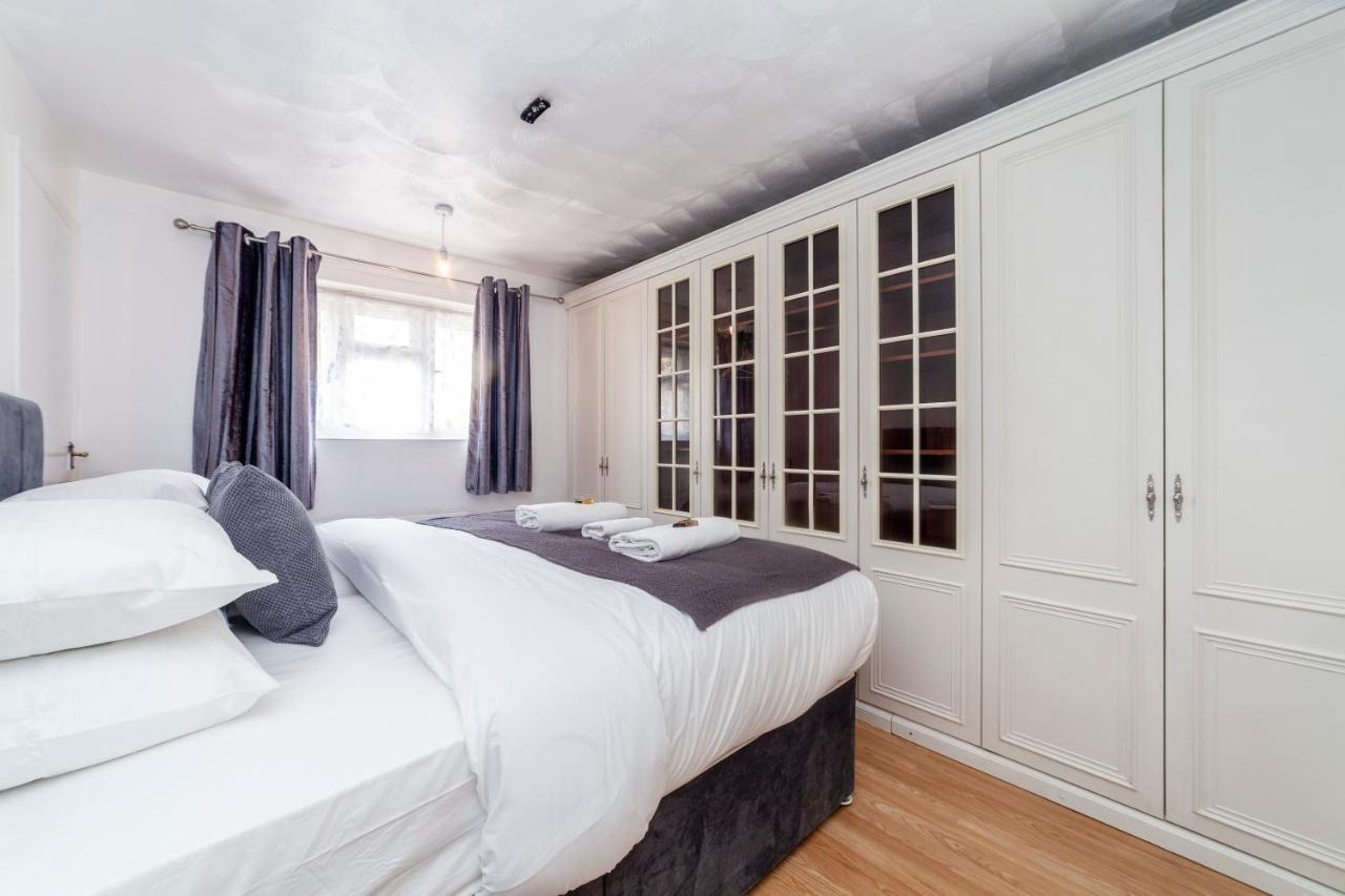 Holiday home Stunning 3 Bed House With Private Garden, Woolwich London