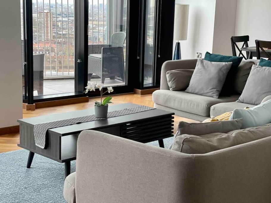 The Penthouse By Condokeeper Apartment