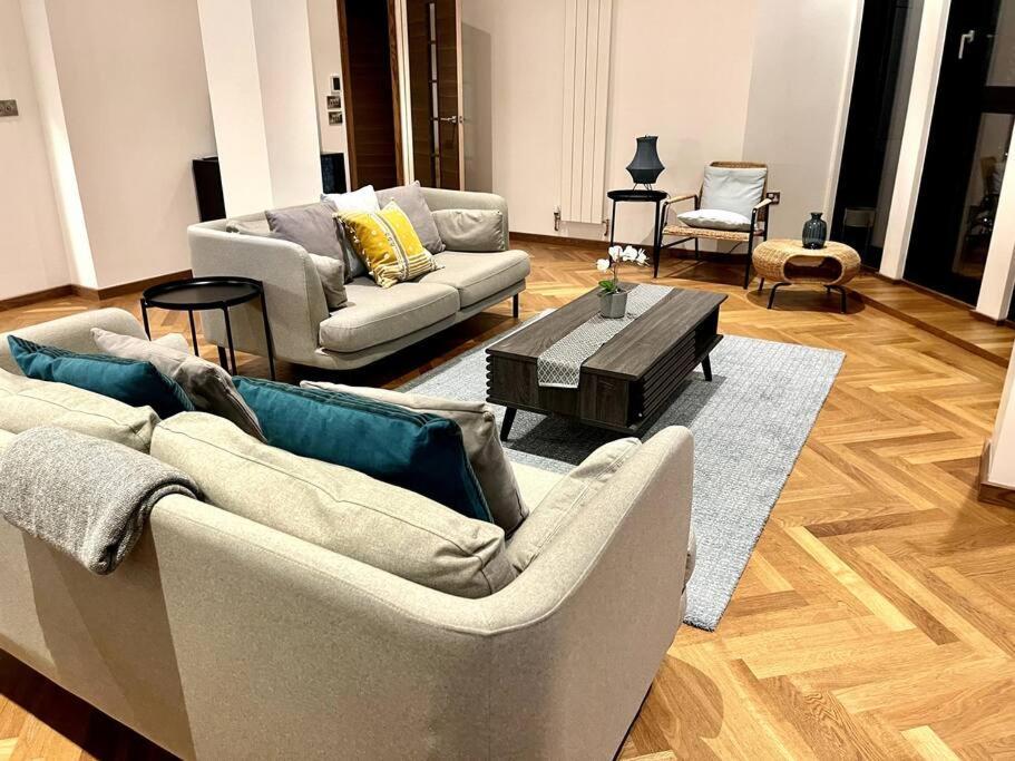 The Penthouse By Condokeeper Apartment *