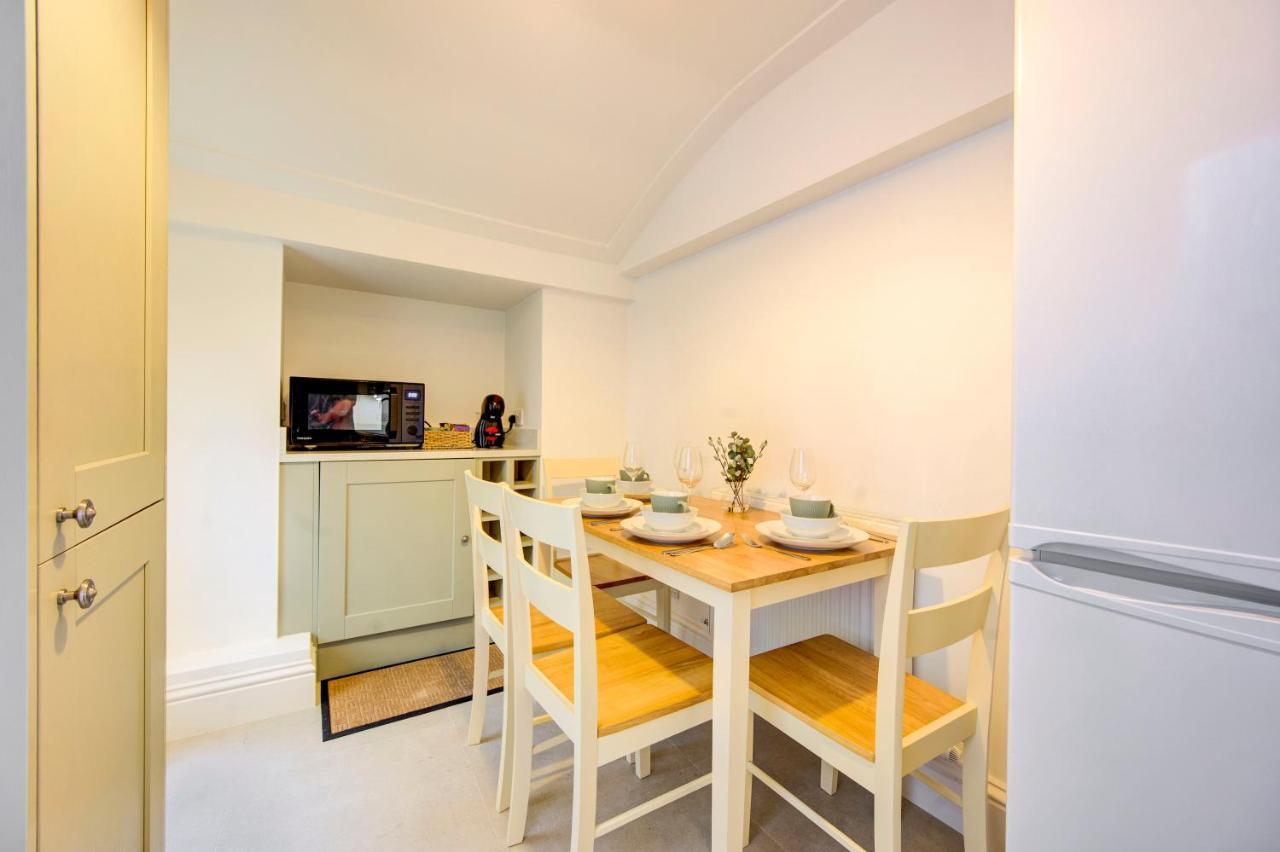 Little Venice Uk Bright & Stylish Garden Appartement
