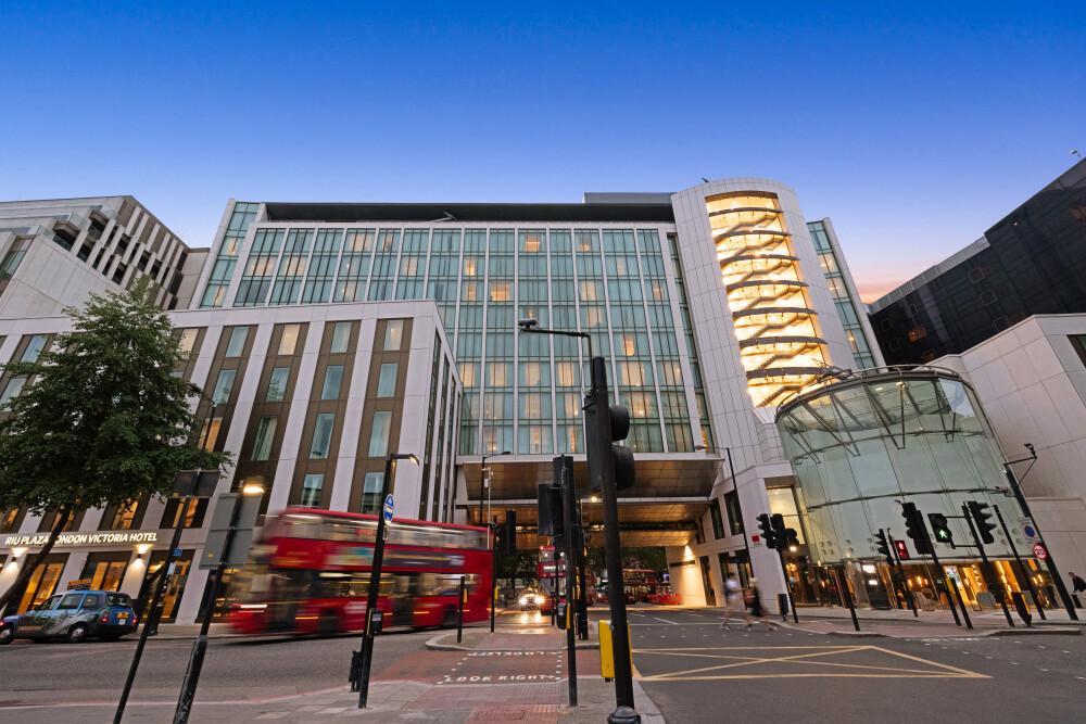 Hotel Riu Plaza Victoria London