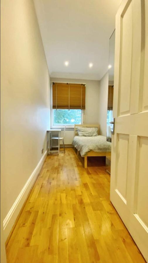 In Of - Fulham Homestay *
