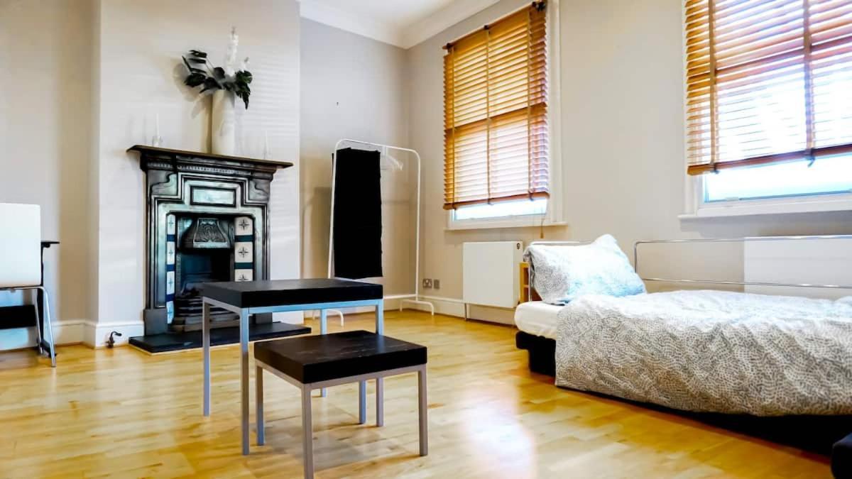 In Of - Fulham Homestay *