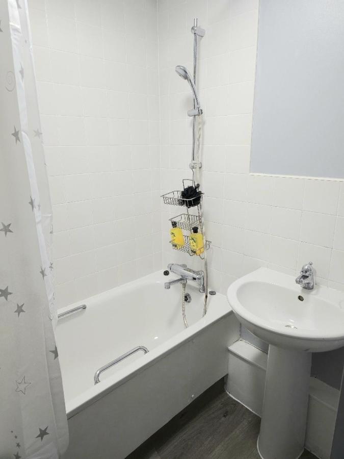 Charming Near * London