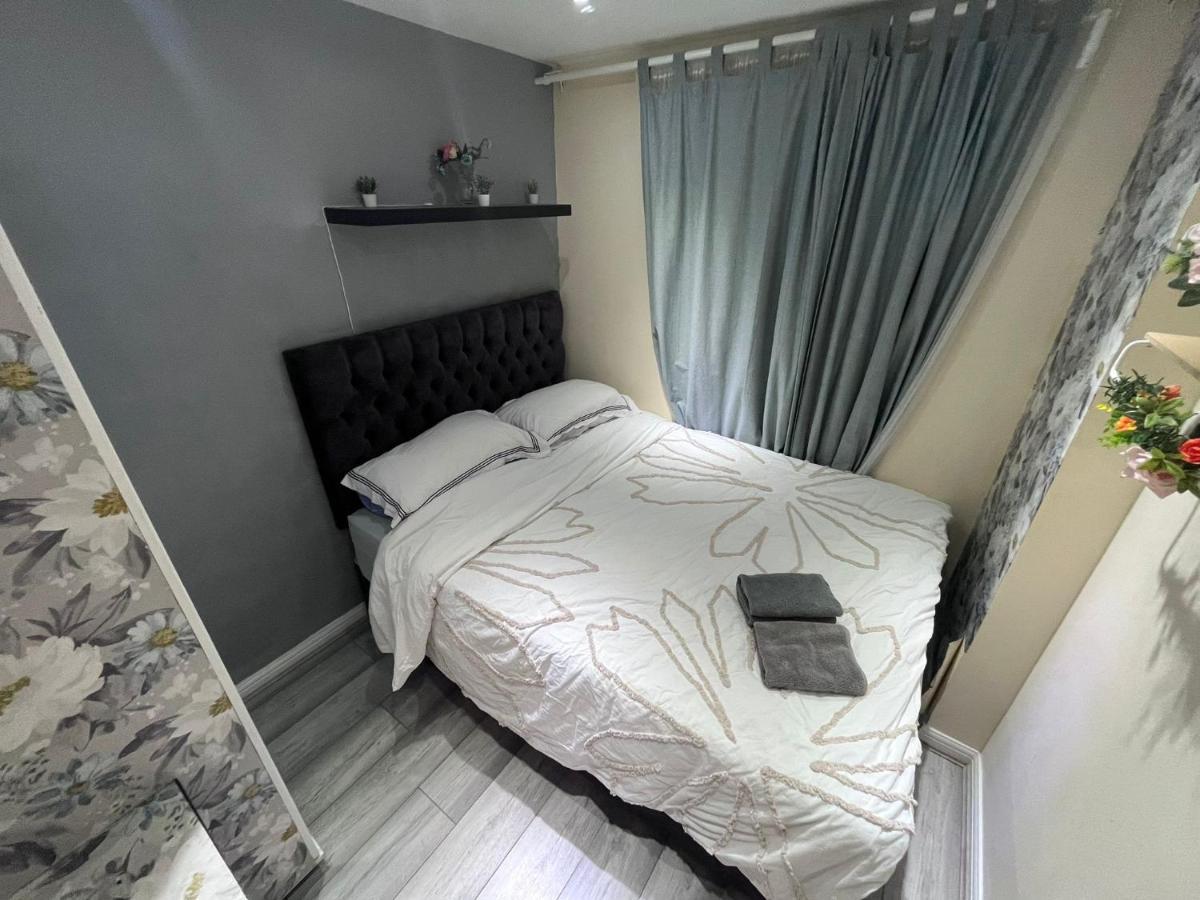 Guest house Near Canary Wharf *