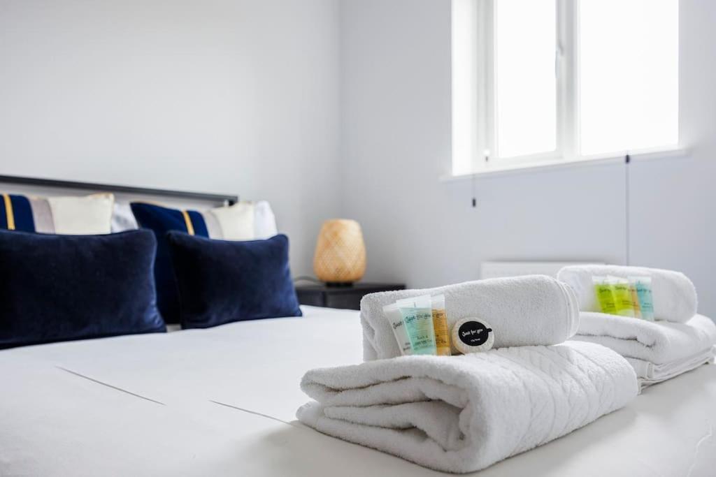 Holiday home Stylish 3-bed East Contractors Parking Sleeps 5 Near Excel *