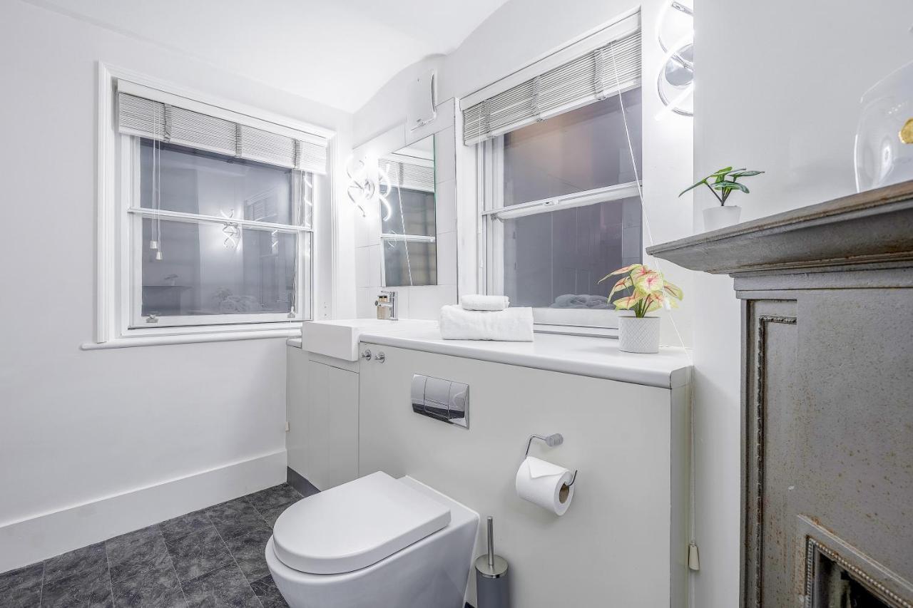 Tottenham Court's House - 2 Bed Apartment London