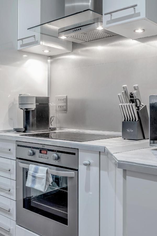 Tottenham Court's House - 2 Bed Apartment