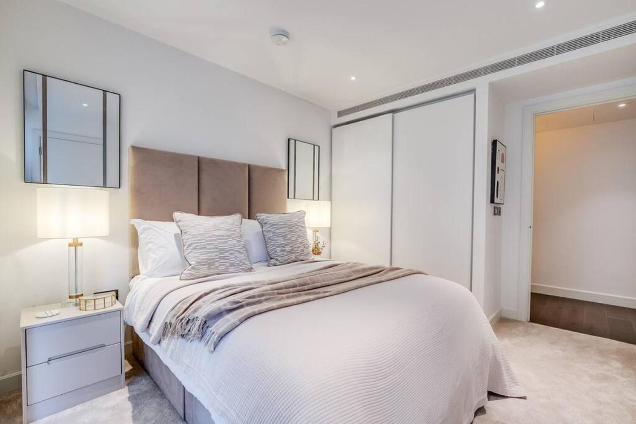 Sleek 2br Hideaway Balcony Near Westfield Londen