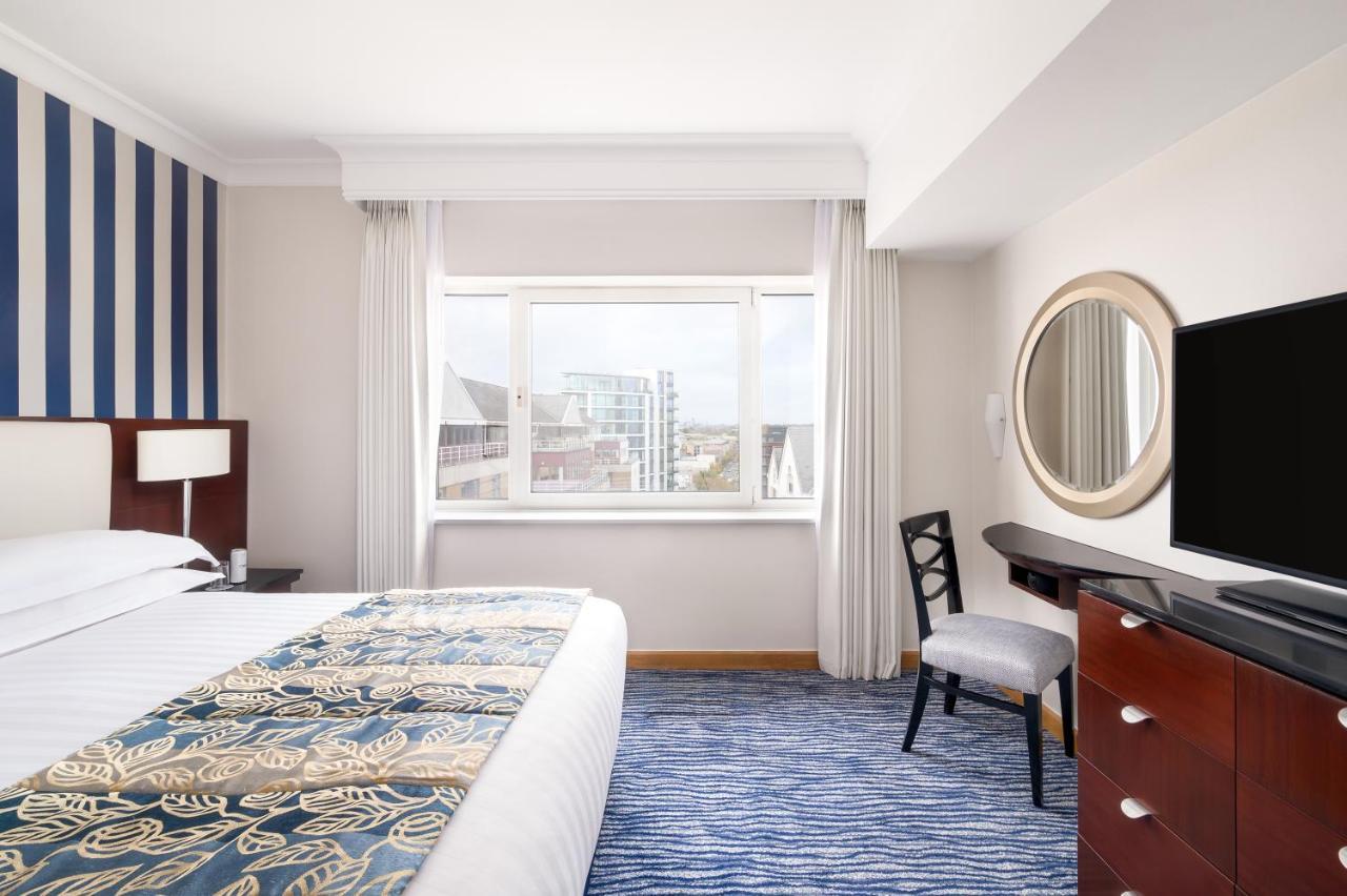 Hotel The Chelsea Harbour And London