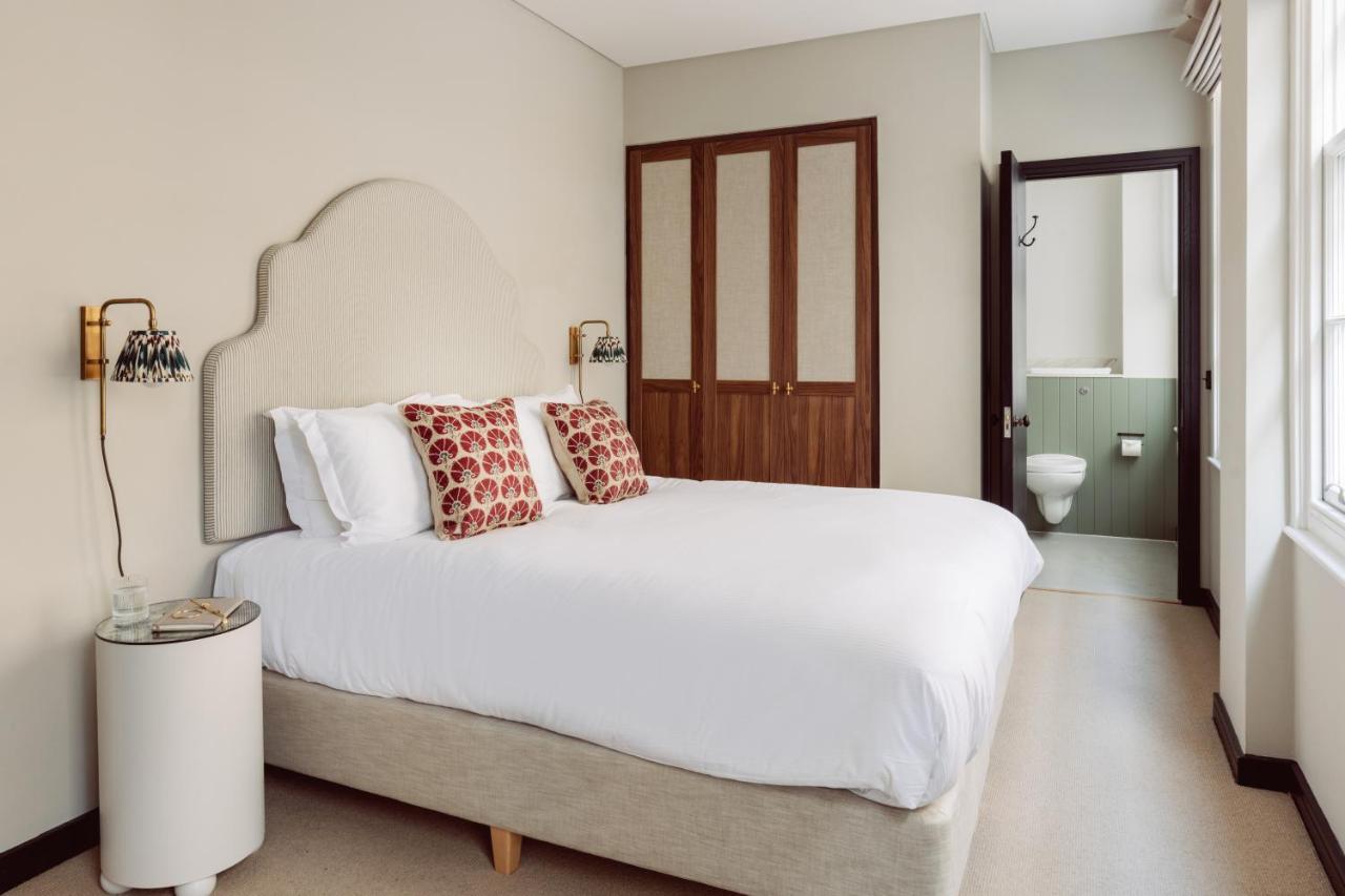 Native Kings Wardrobe, St Pauls Apartahotel 4*