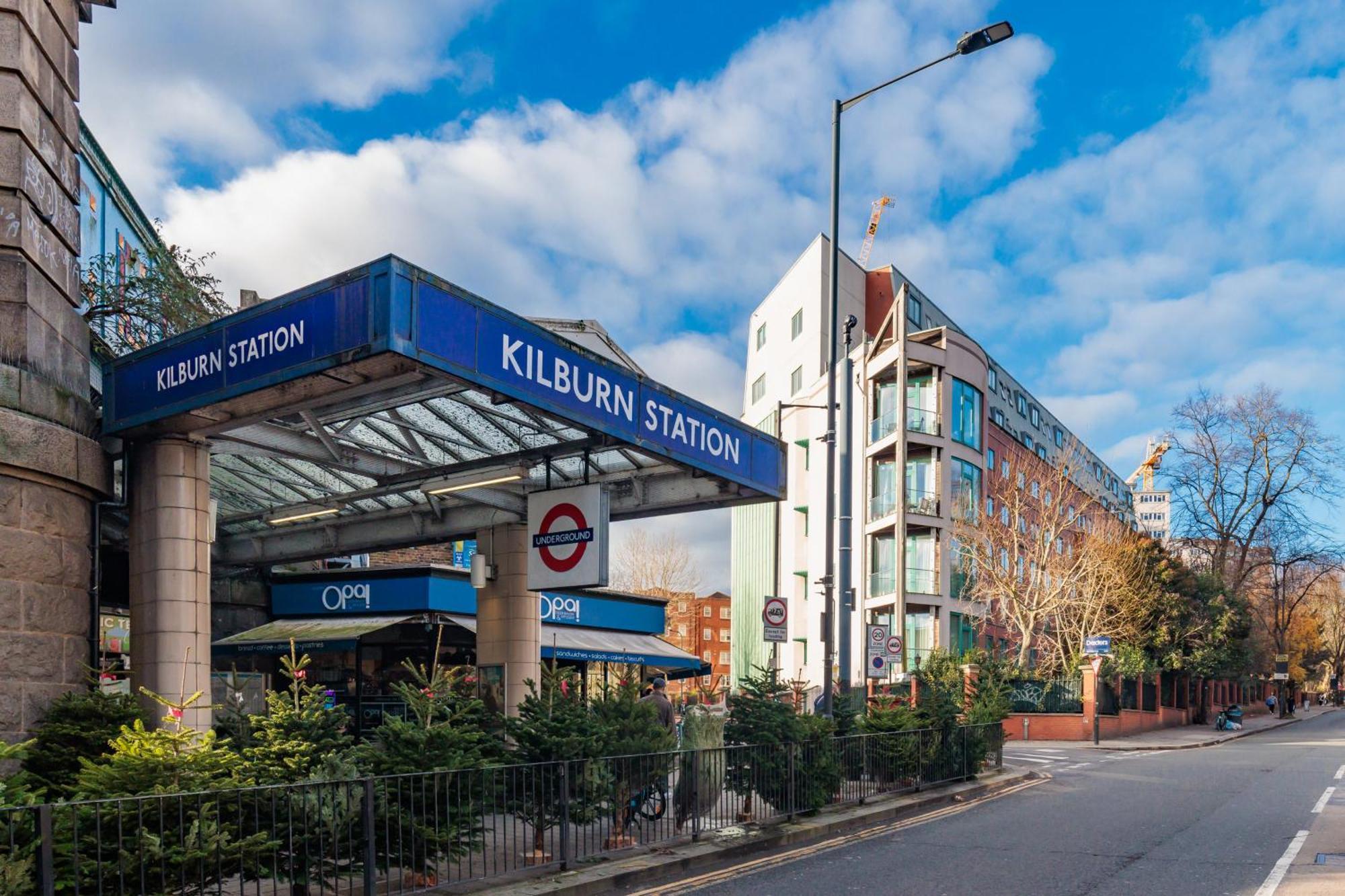 Hestia Travel * London