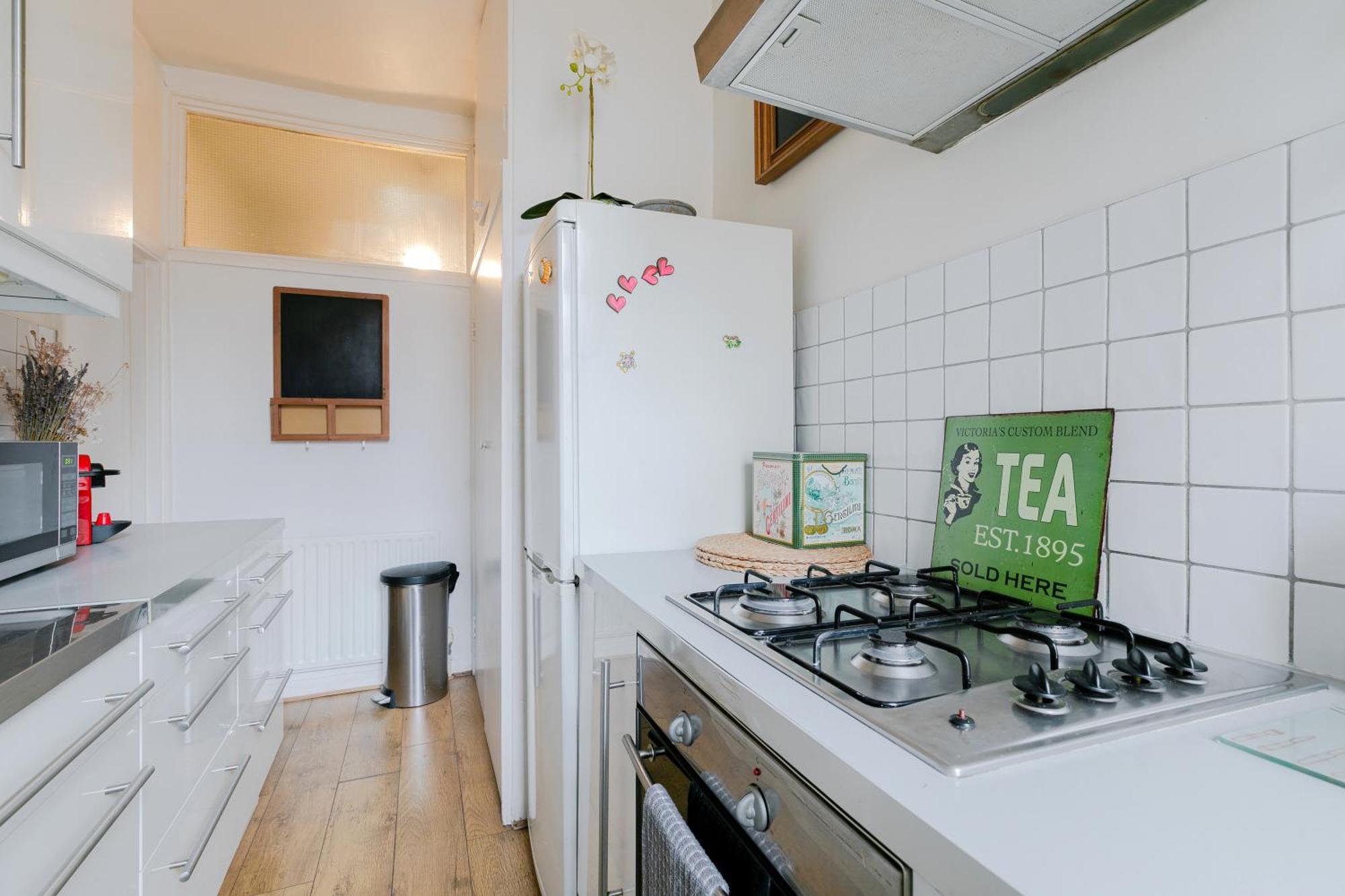 Artistic Pied-a-terre, Steps From The Tube, Moments From London's Heart Apartamento
