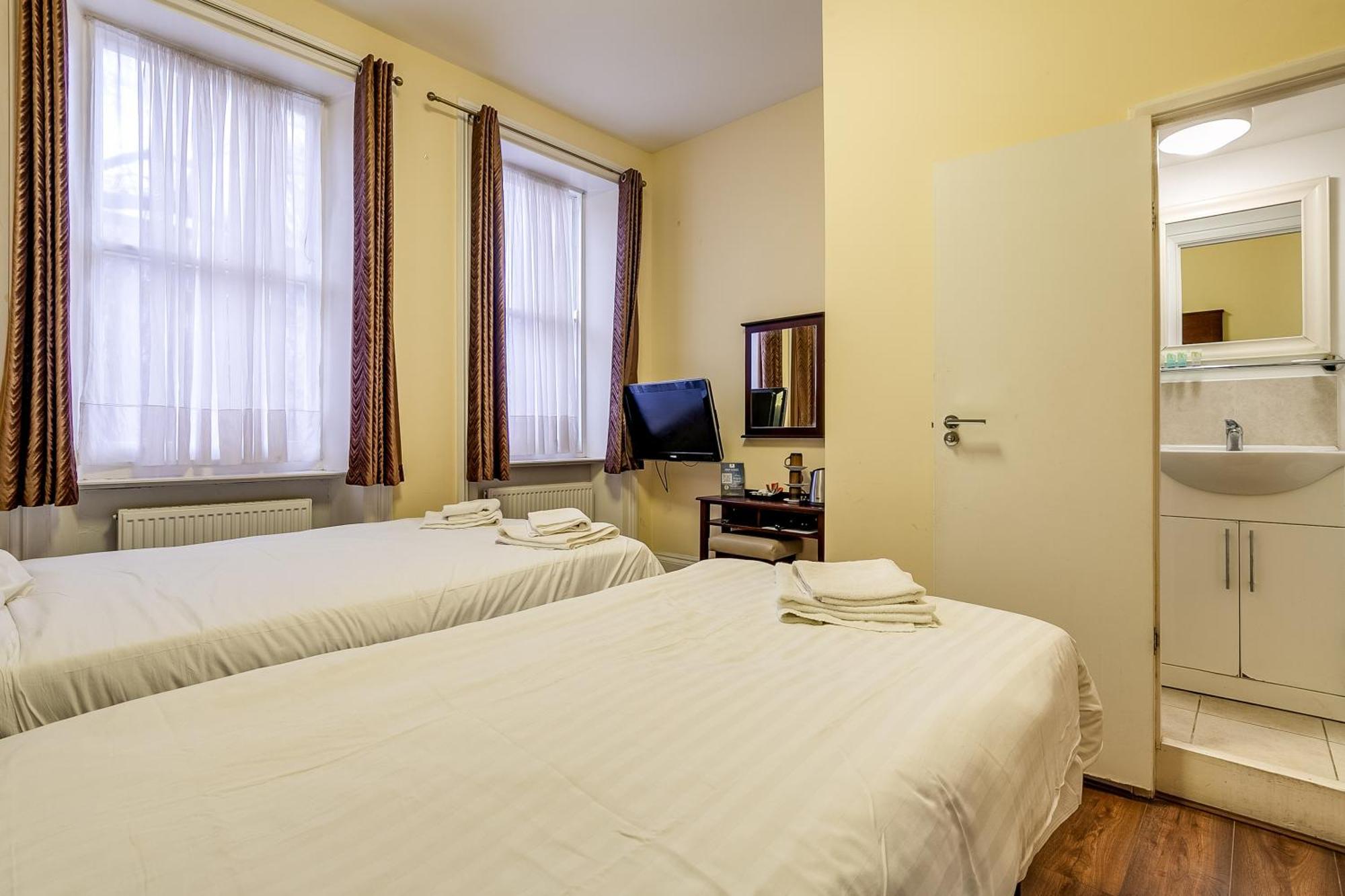 Guest house Astoria