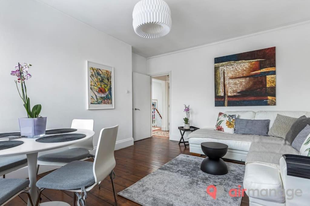West Kensington 2bed Flat Apartment