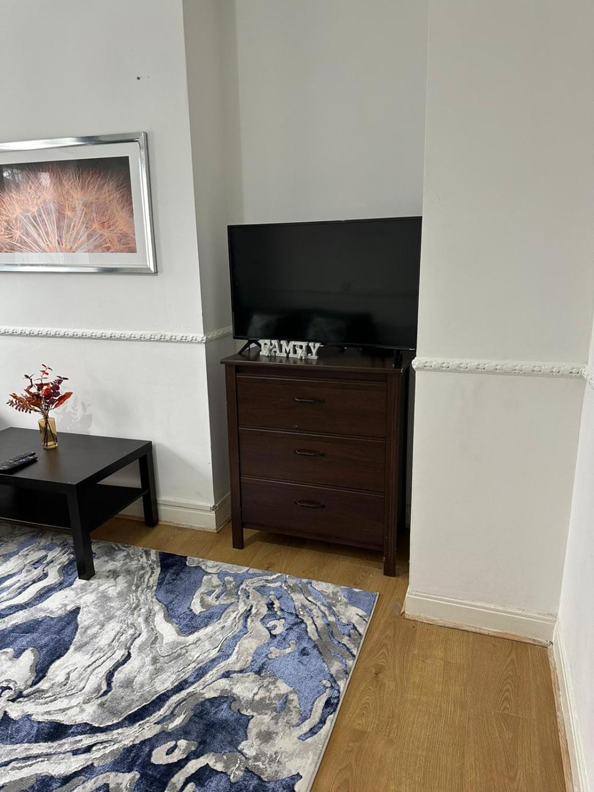 Appartement Modern 2 Bedroom Flat, 2 Minutes Walk To Bethnalgreen Station