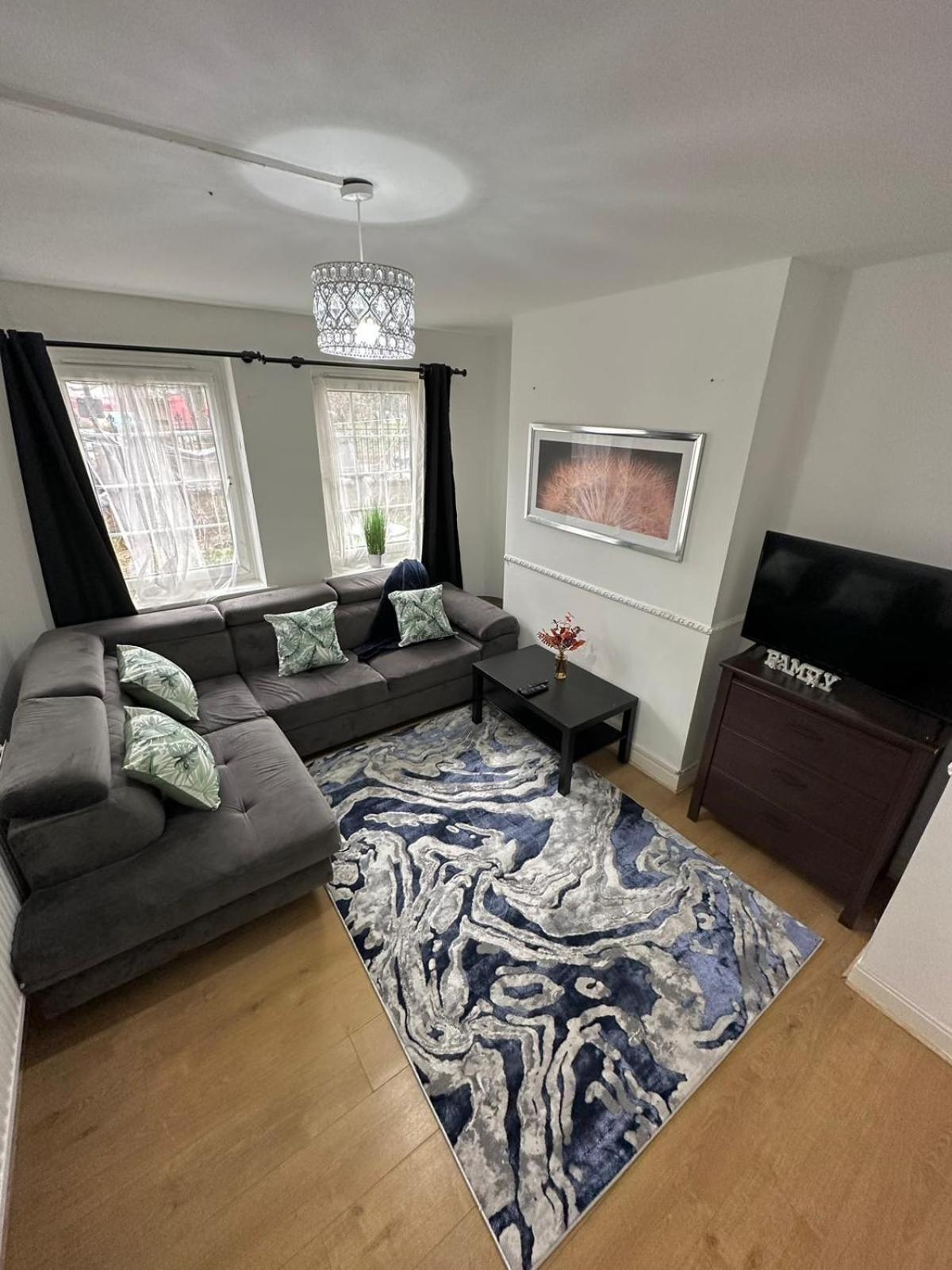 Appartement Modern 2 Bedroom Flat, 2 Minutes Walk To Bethnalgreen Station *