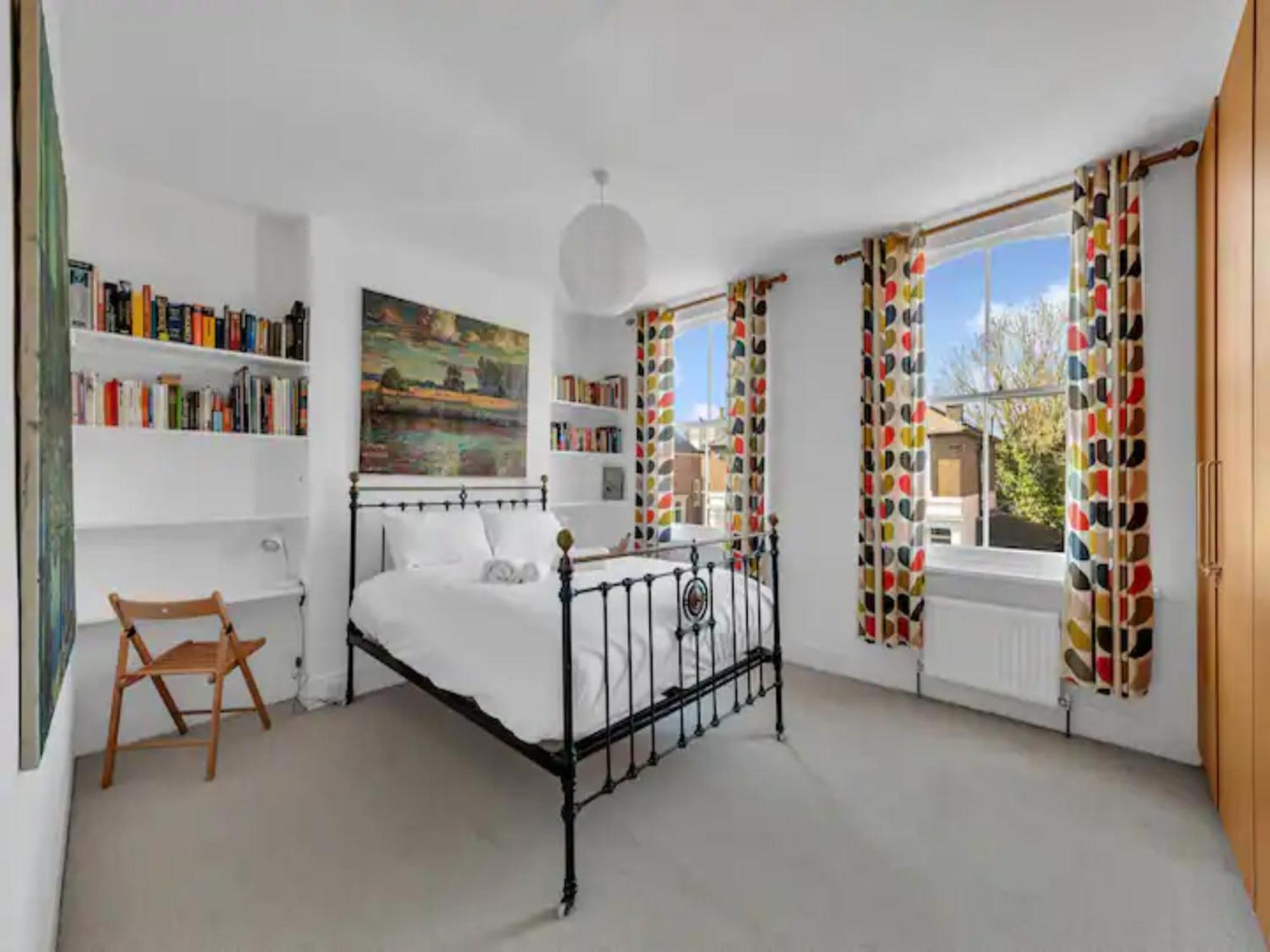 Pass The Keys Charming Victorian 2 Bed House With Artistic Flair In Acton Ideal For Families And Groups Excellent Transport Links