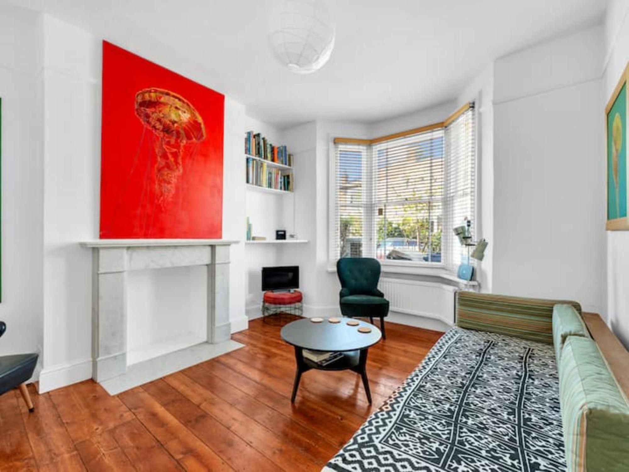 Pass The Keys Charming Victorian 2 Bed House With Artistic Flair In Acton Ideal For Families And Groups Excellent Transport Links Ferienhaus *