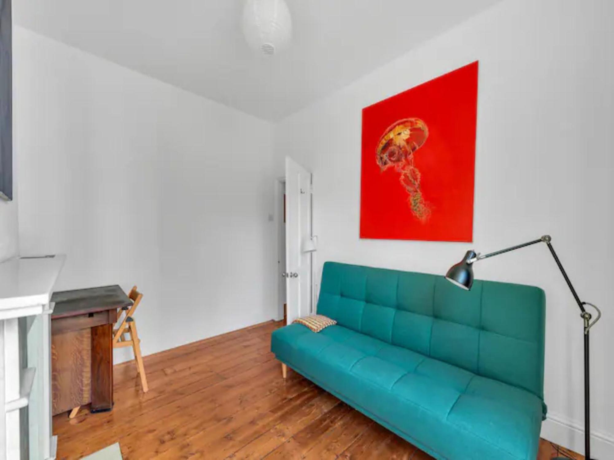 Ferienhaus Pass The Keys Charming Victorian 2 Bed House With Artistic Flair In Acton Ideal For Families And Groups Excellent Transport Links London