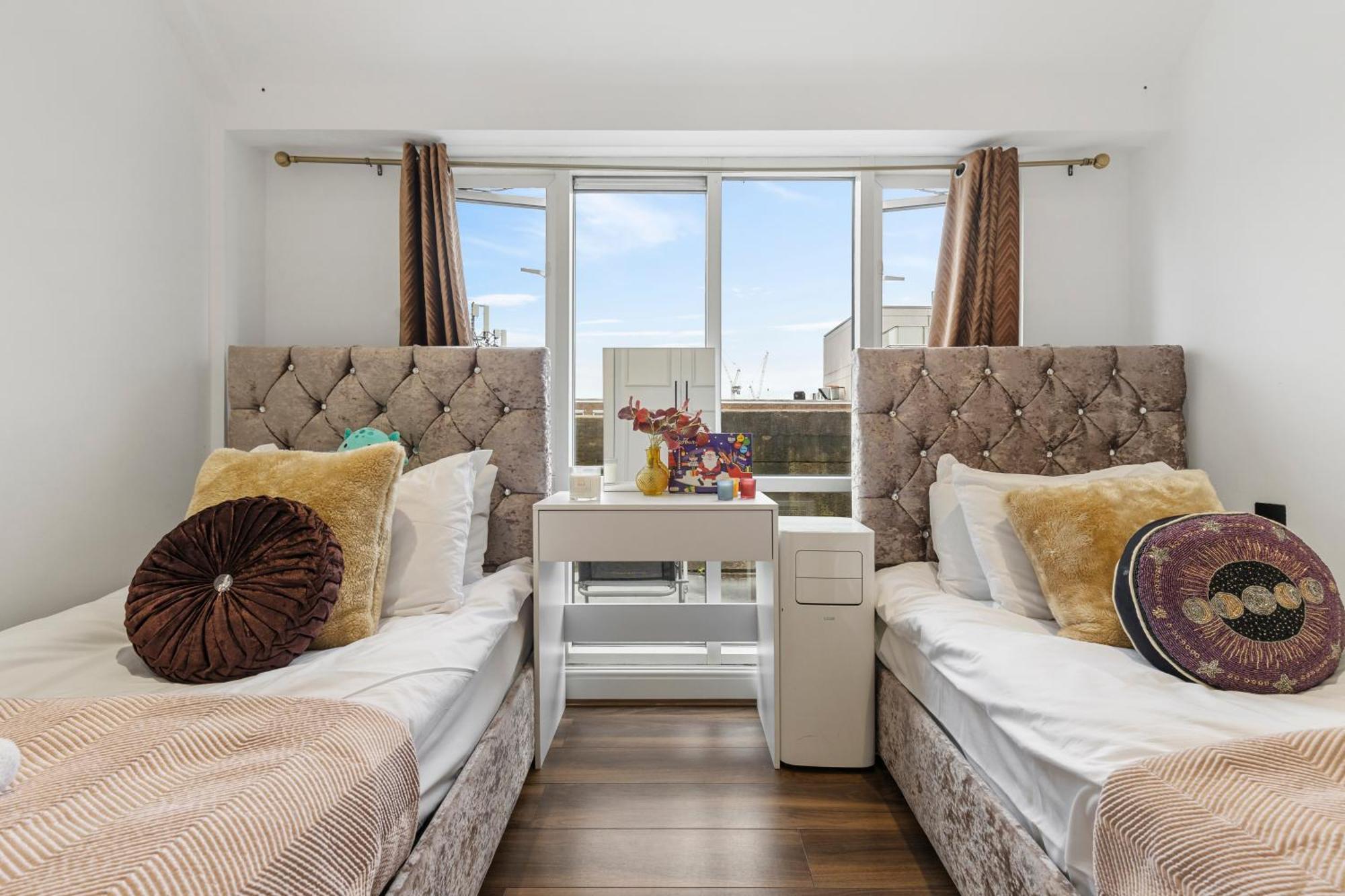 Apartment Luxurious 2-bedroom Penthouse In Marble Arch -65gc London
