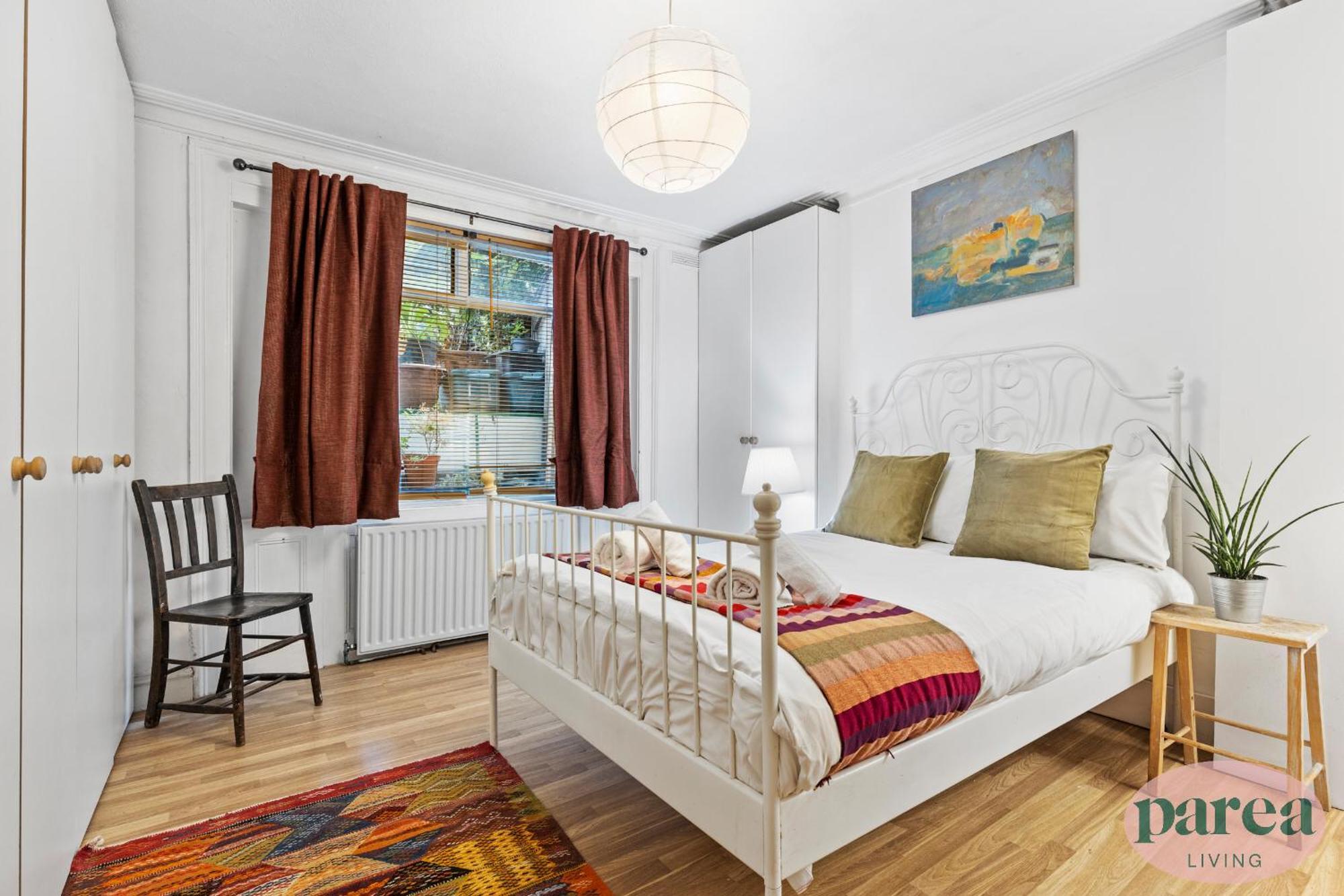 Parea Living - Cosy 1-bed Artistic Flat At Newington Appartement Londen