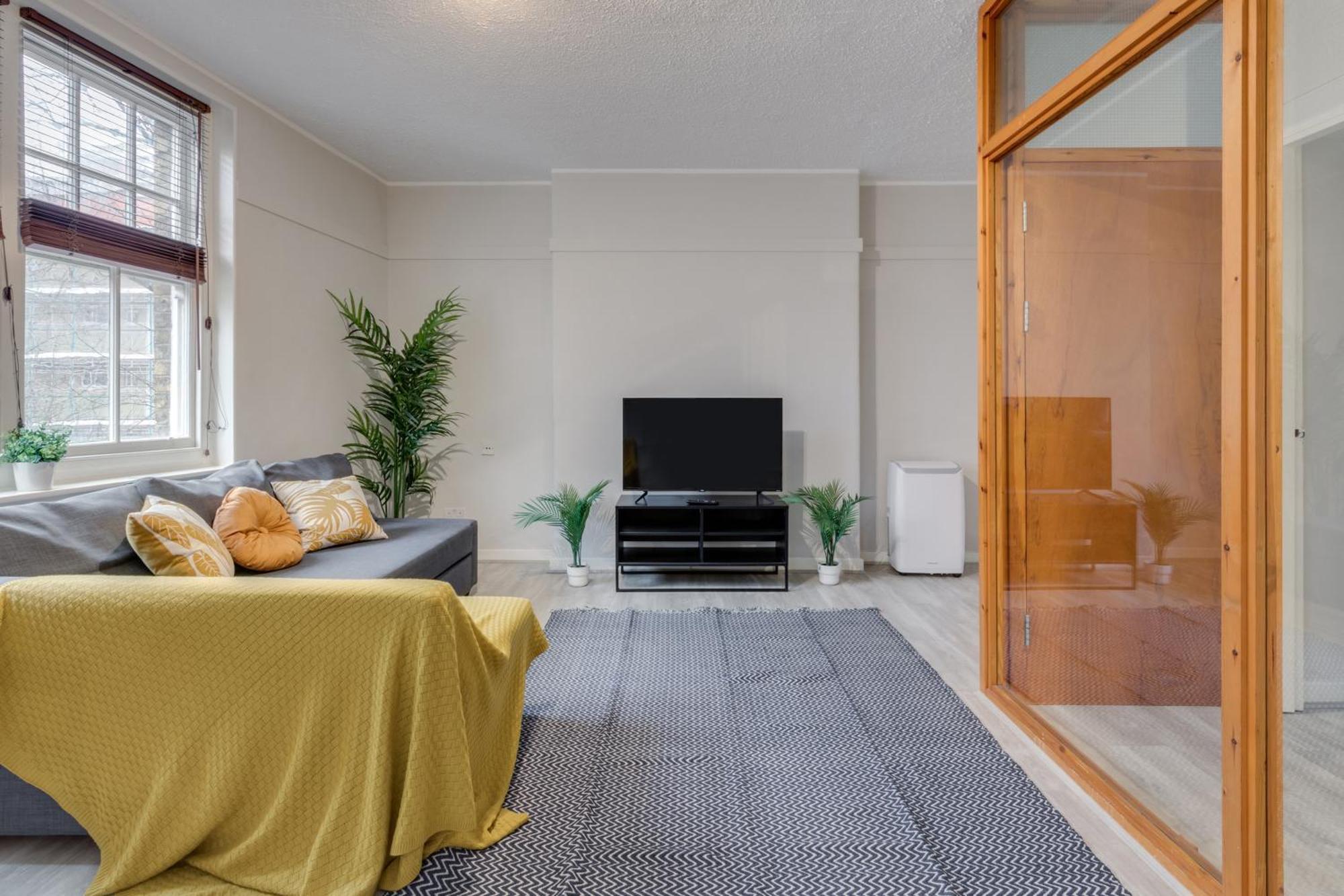 Spacious 1 Bed Apartment- Close To Kings Cross Station London