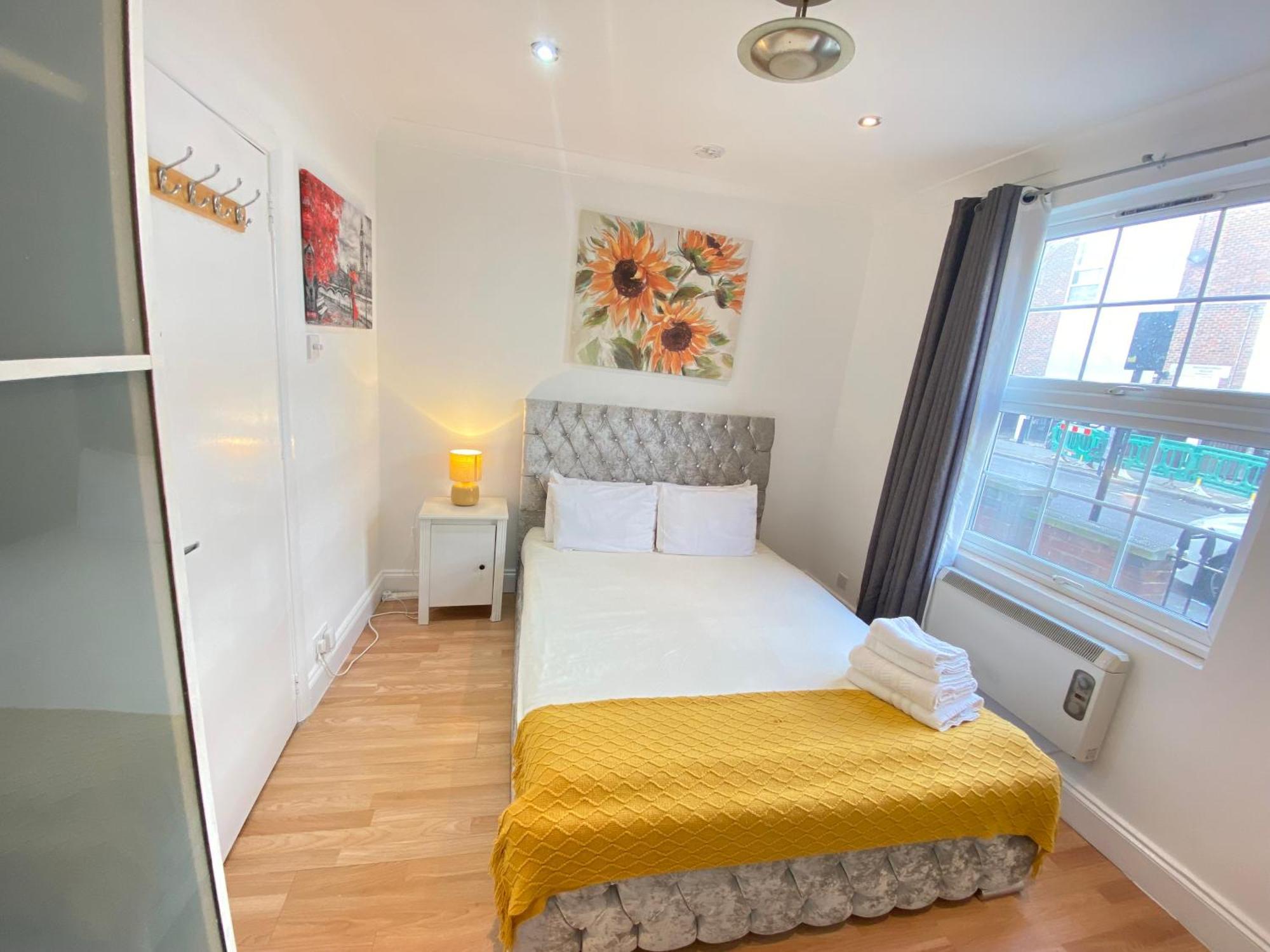 Lovely 2-bed Flat In * London