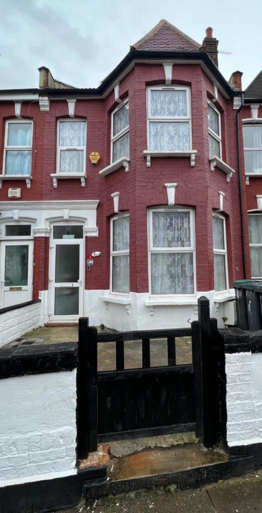 Woodgreen House *