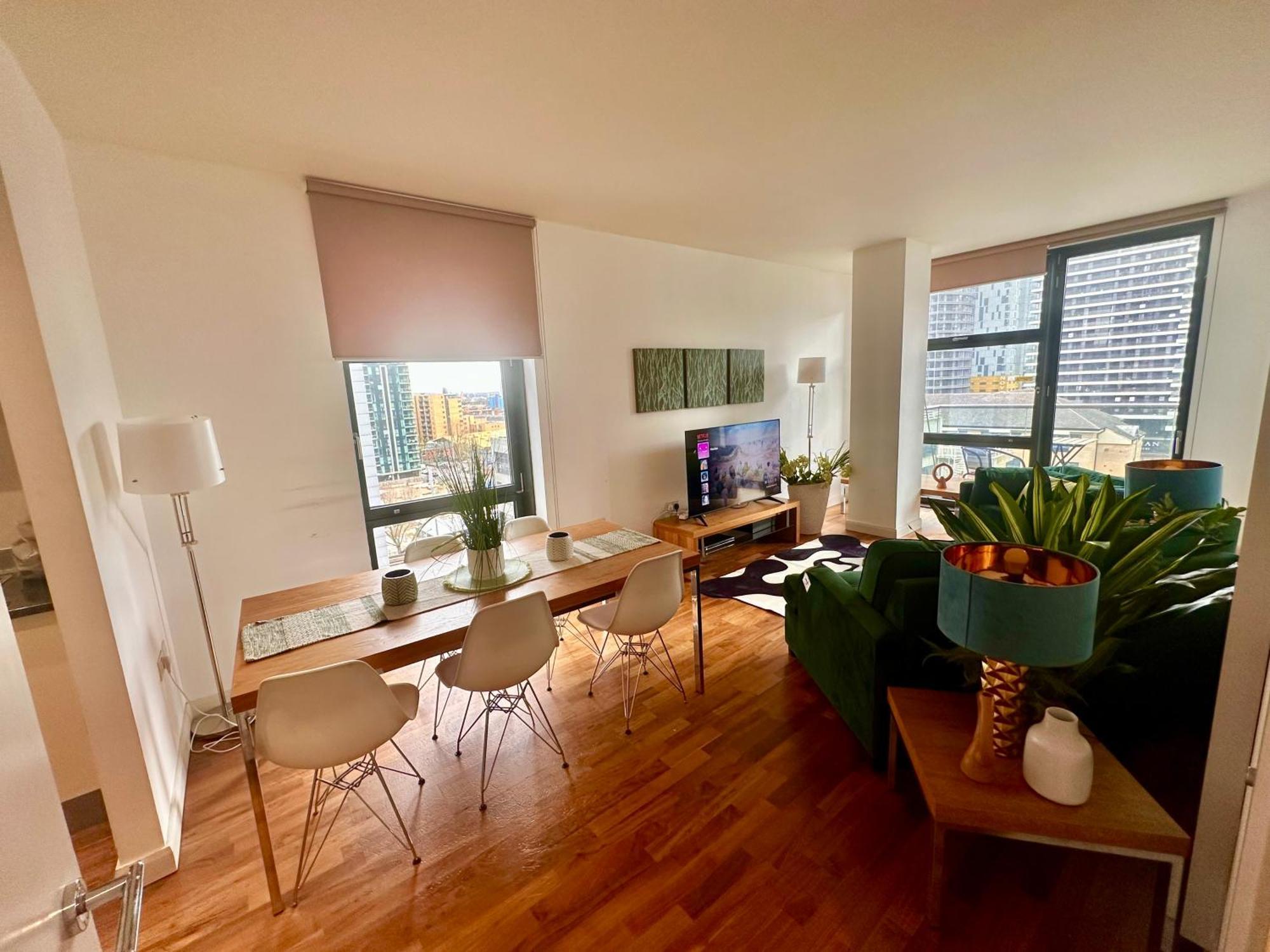 New Two Bedroom With Balcony * London