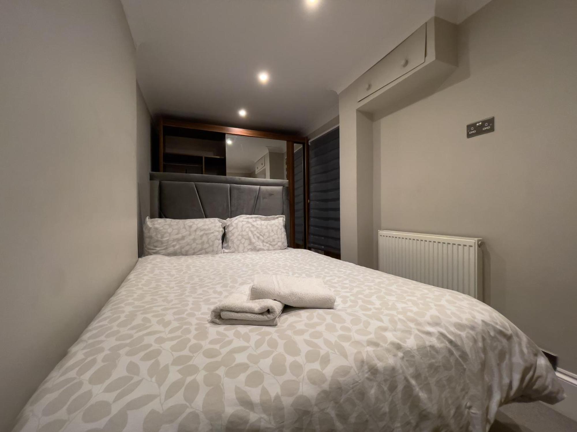 Hyde Park Haven By Urban Retreats Apartment *